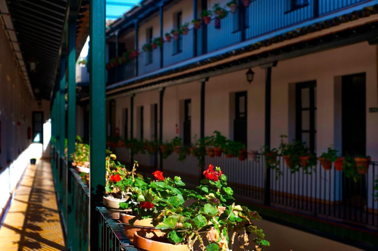 Hoteles Del Sur Seville Exterior photo